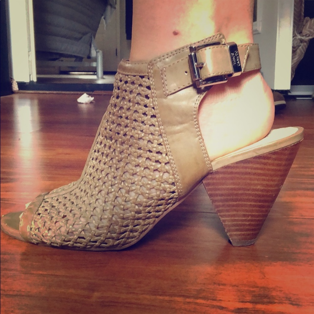 Vince Camuto open toed weave booties